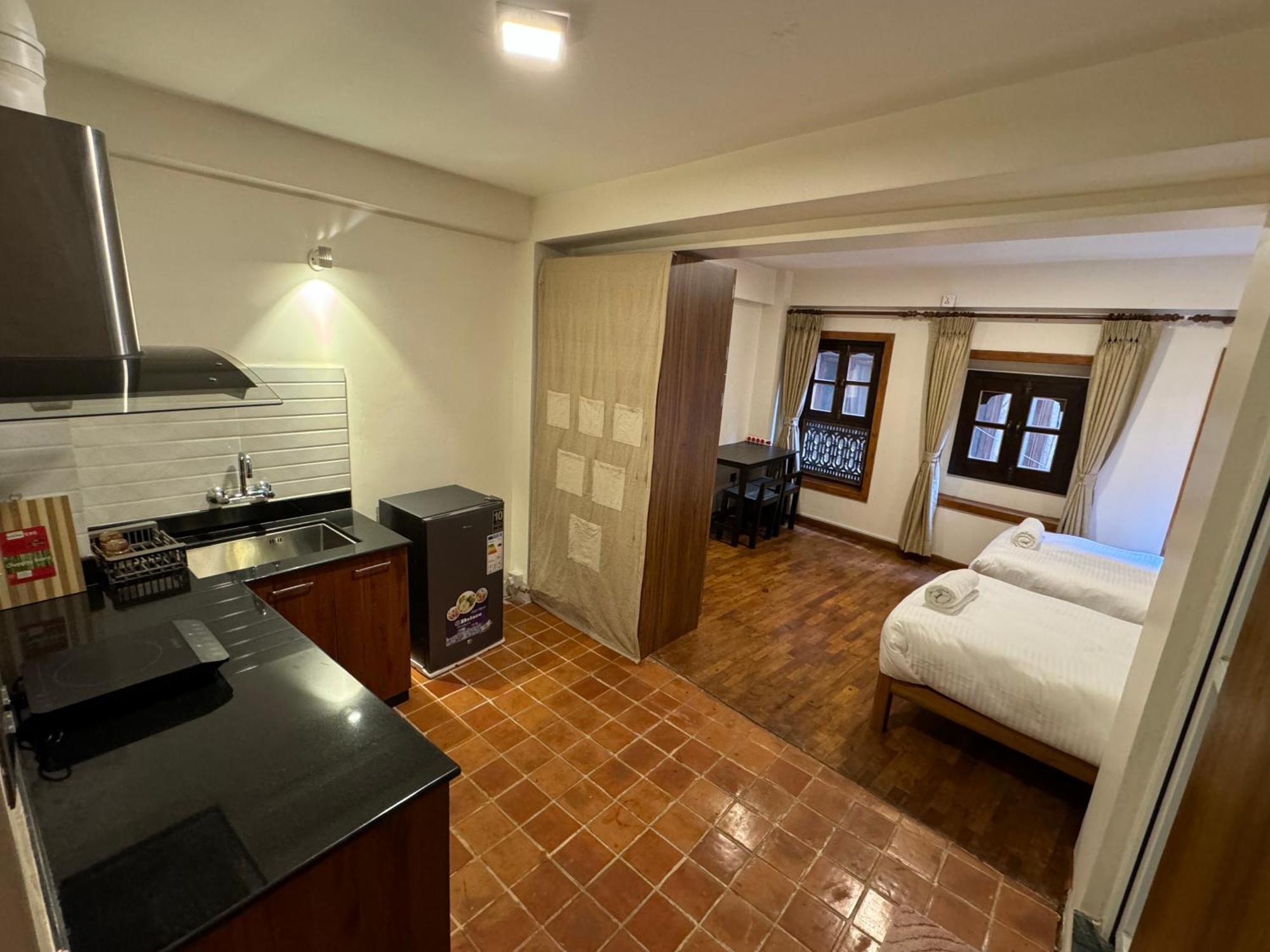 Karuna Hotel Patan Kathmandu ภายนอก รูปภาพ