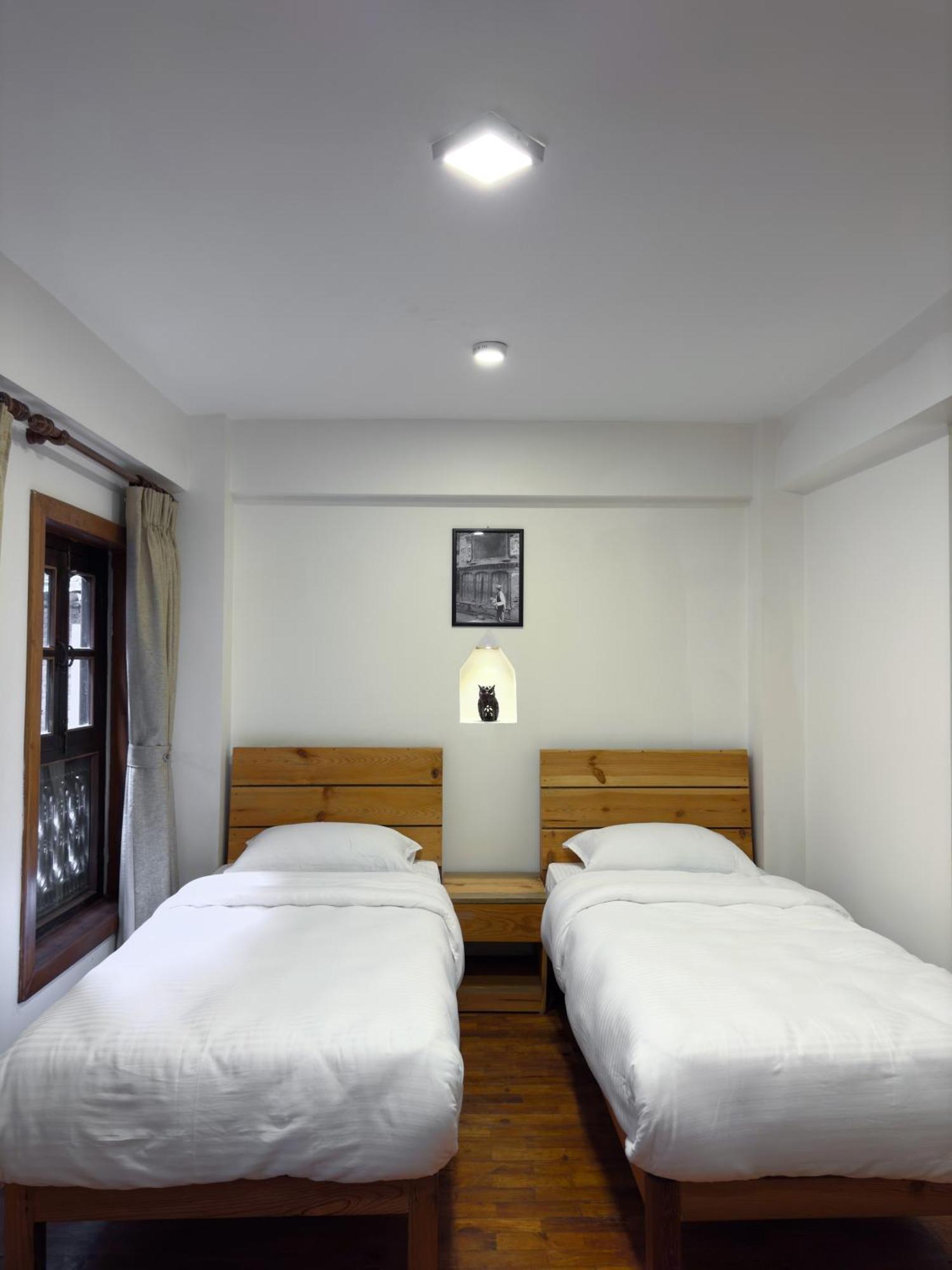 Karuna Hotel Patan Kathmandu ภายนอก รูปภาพ