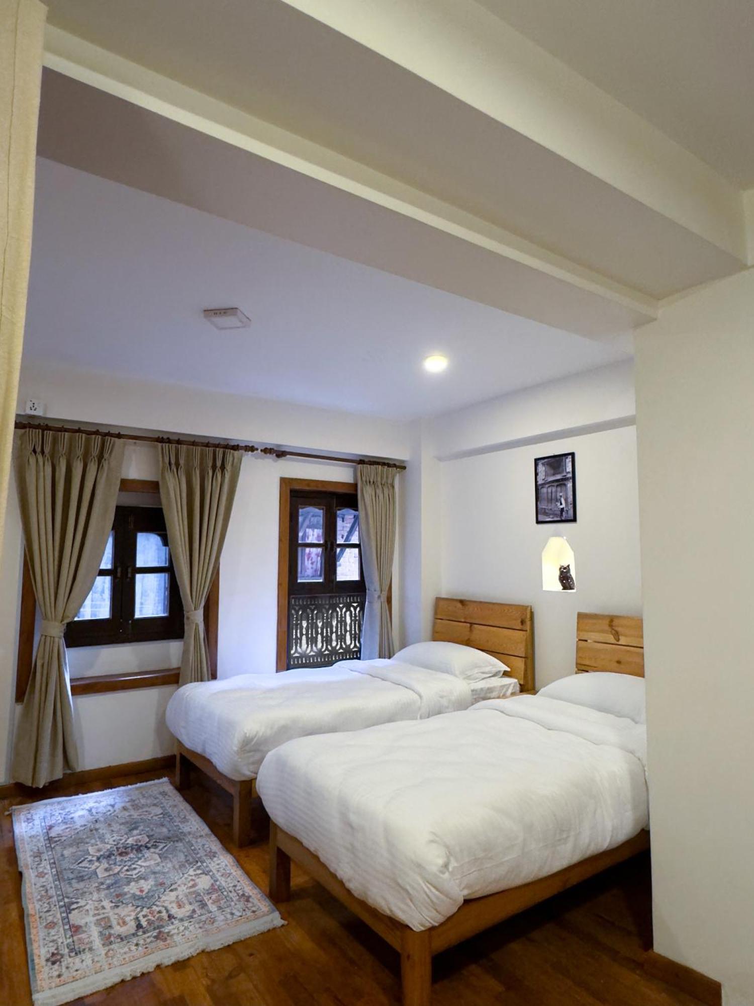 Karuna Hotel Patan Kathmandu ภายนอก รูปภาพ